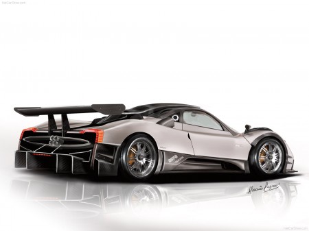 Pagani-Zonda_R-01